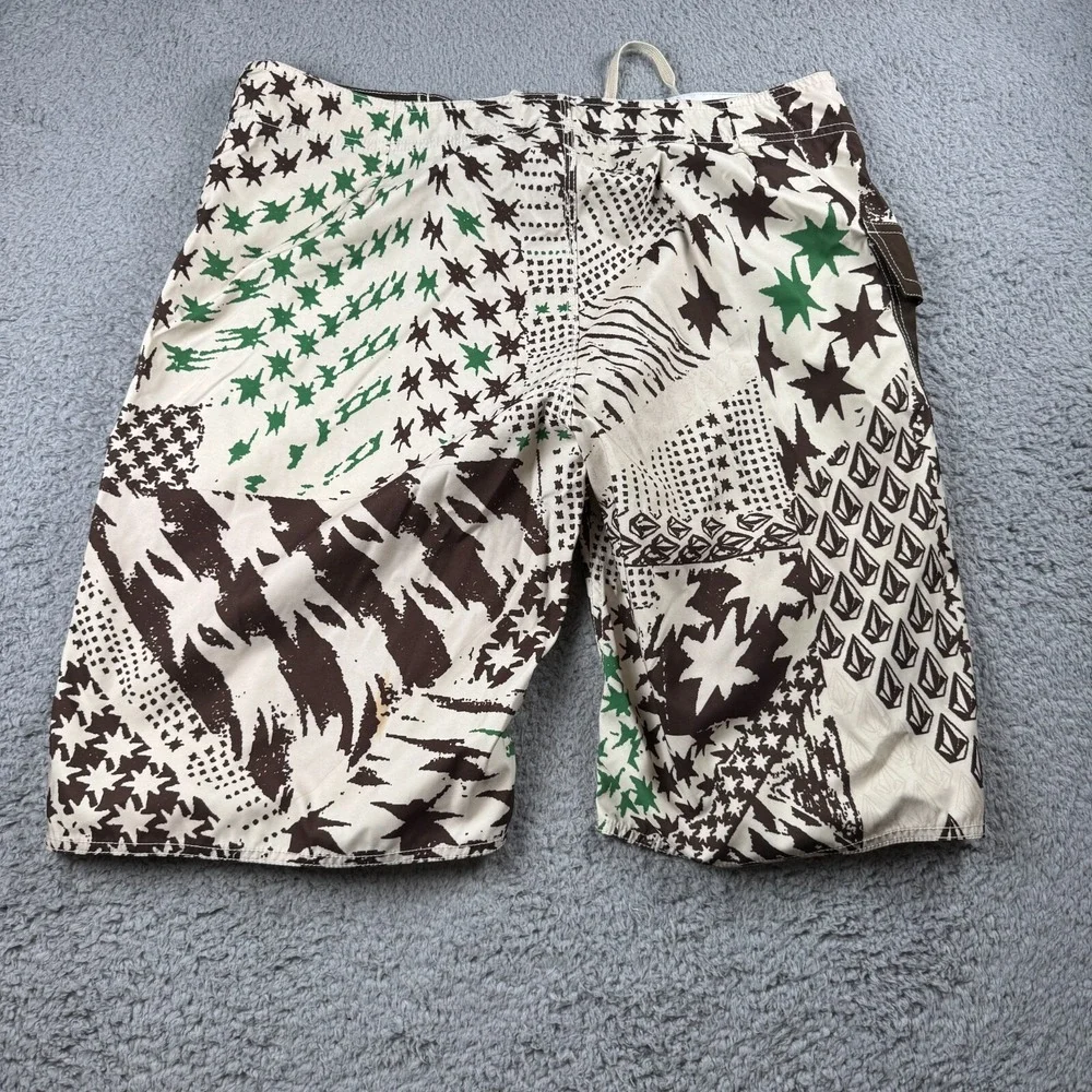 Y2K Vintage Volcom Board Shorts‎ Men 38 Swim Trunks Surfer Print Beach AOP